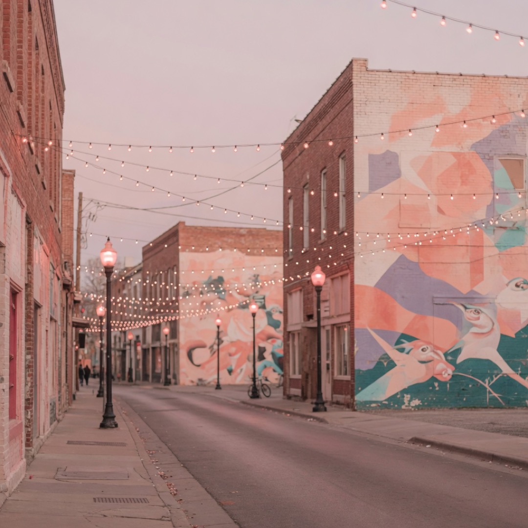 Murals and street energy in Deep Ellum, Dallas