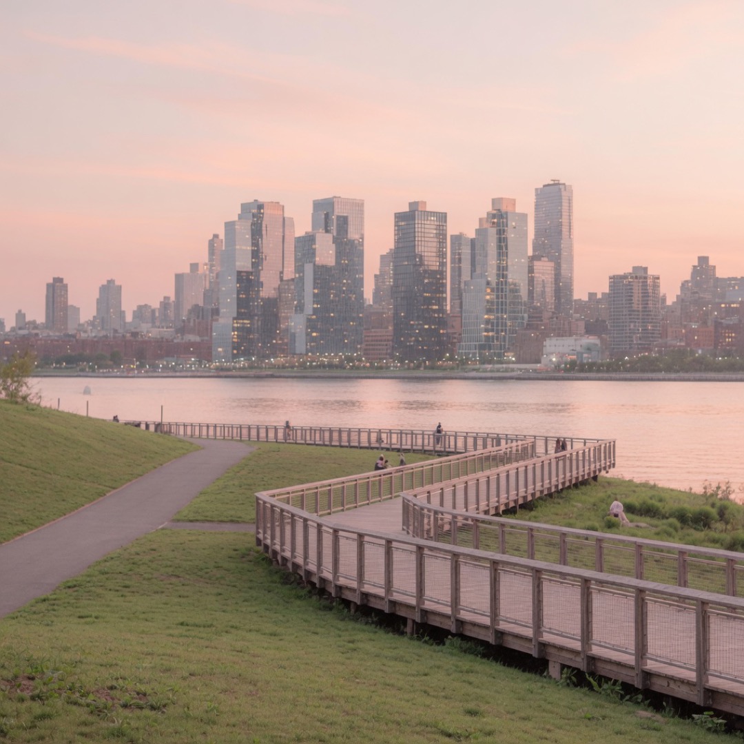 Waterfront path and skyline from Domino Park, Brooklyn